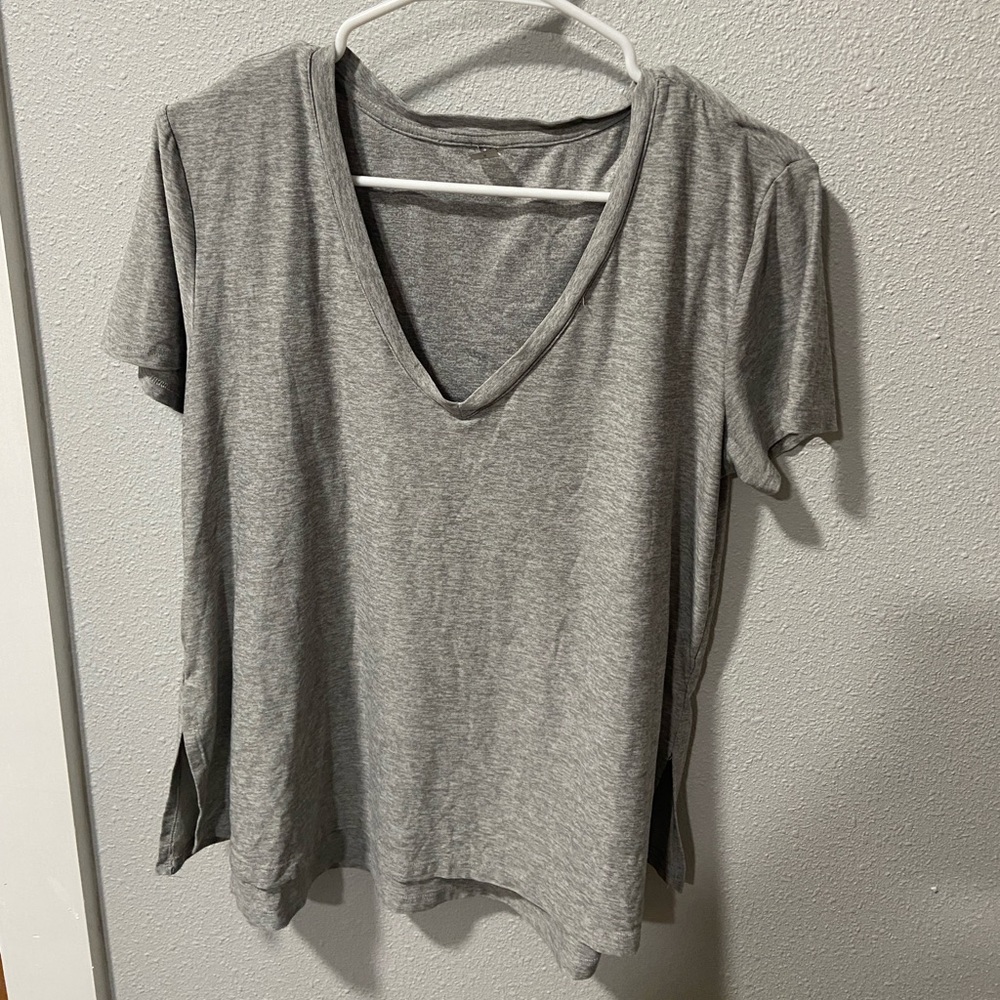 Beyond Yoga Featherweight Cozy Cover Maternity Nursing Tee